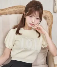 Darich ダーリッチ　バックオープンアップリケニットトップス