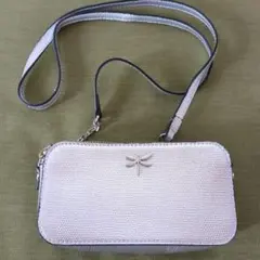 トンボ装飾のピンクスマホショルダーバッグ