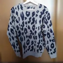 SUREVEヒョウ柄 ニットセーター 100%アクリル Mサイズ