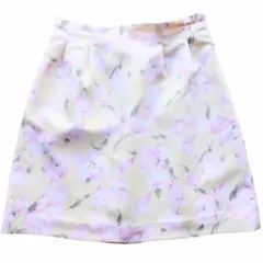 CECILMcBEE セシルマクビー 花柄ミニスカート Sサイズ 春夏 Aラインのサムネイル