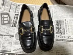 H&M 厚底ビットローファー ブラック 37のサムネイル