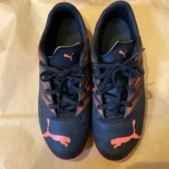 Pumaフットサルシューズ23cm