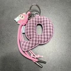 ラブブ イニシャルキーホルダーQ