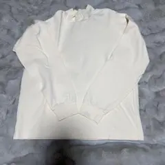 美品　UNIQLO U　（S）　モックネック長袖Tシャツ　厚め　オフ白