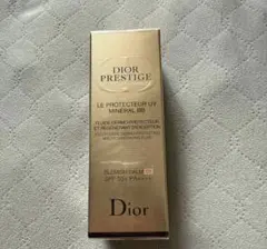 DIOR プレステージ ホワイト ルプロテクターUVミネラルBB 01