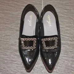 Sesto ビジュー付きポインテッドトゥシューズ