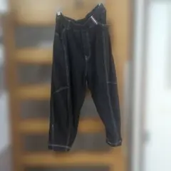 ブラック ストレートパンツ LLサイズ