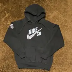 NIKE SB × Cactus Jack Travis Scott パーカー