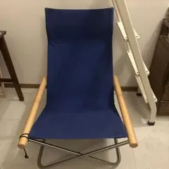 ニーチェア