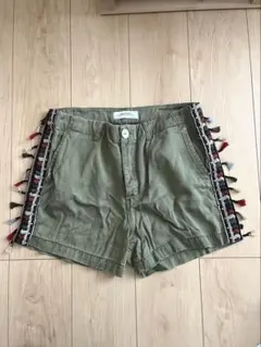 ZARA タッセル付きショートパンツ