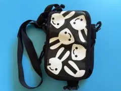 CUNE サコッシュのサムネイル