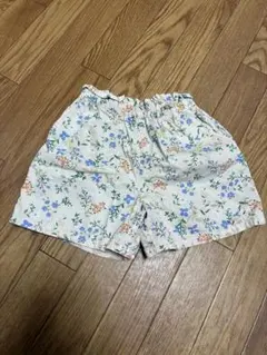 ユニクロ　ショートパンツ　キュロット