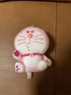 ピンクドラえもん　ストラップ