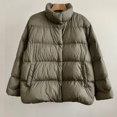 ユニクロ　ウルトラライトダウンコクーンジャケット　Ｌ　ベージュ