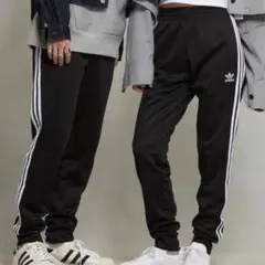 アディダス 、ジャージ　パンツ、トラックパンツ、黒