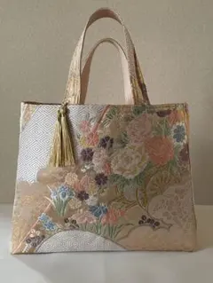 帯(純金箔　薫園瑞花紋)リメイクハンドメイドおしゃれトートバッグ