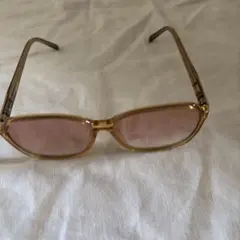 ピンク サングラス