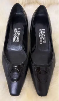 2026年最新】フェラガモ ローファー ガンチーニの人気アイテム - メルカリ