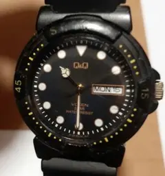 CITIZENQ&Qヴィンテージダイバー風スポーツウォッチVOKENのサムネイル