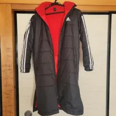 adidas フリース裏地 ロングコート 黒/赤
