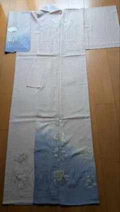 絽、洗える着物、訪問着、金彩 、華紋 唐草文様 - メルカリ