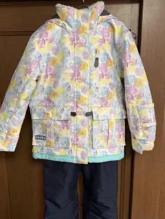 美品☆ スキーウェア　スノボウェア　130㎝　120㎝から対応