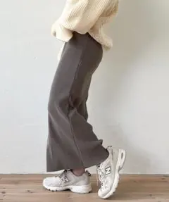 未使用☆ wee9s セルフカット可能なスーパーストレッチプリーツスカート