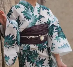溶け込むグリーンの大輪の花　ウタタネ　浴衣　単品　新品未使用