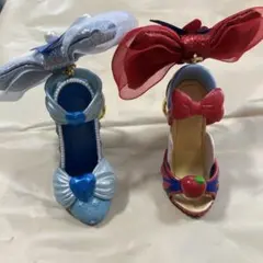 ディズニー　シンデレラ・白雪姫 ハイヒールキーホルダー