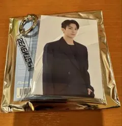 明日発送【即購入⭕️】new ミニポーチ ドギョム