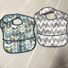 美品　BUMKINS お食事エプロン 2枚セット