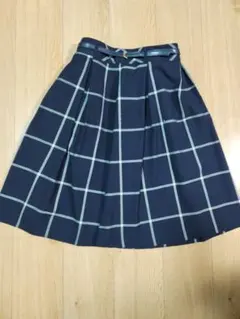 ブルーレーベル　フレアスカートベルト付き