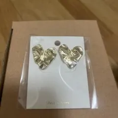 ハート　ゴールド　イヤリング