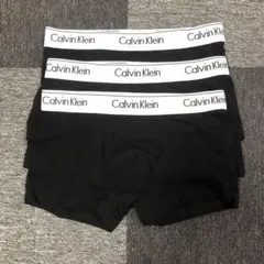 箱付き　未着用　カルバンクライン　XLサイズ　ショートパンツ　軽着