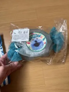 スンスン　キャンディ型ポーチ