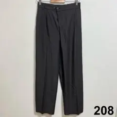 ケービーエフ センタープレス ストレートパンツ チャコールグレー 38サイズのサムネイル