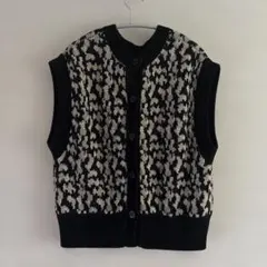 UNITED ARROWS ノースリーブニットベスト ブラック・ホワイト