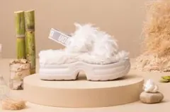 【超レア】UGG 厚底 Fluff Sugar Platform サンダルのサムネイル