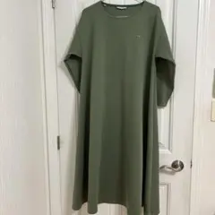 美品　ラコステ　ワンピース 38 モスグリーン