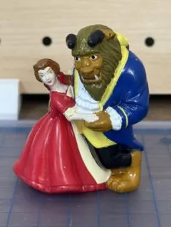 ディズニー　美女と野獣　フィギュア