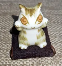 ダヤン 招き猫 わちふぃーるど 陶器製のサムネイル