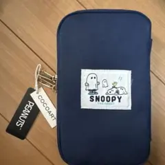 新品タグ付き☆PEANUTS SNOOPY スヌーピー ポーチ ネイビーのサムネイル