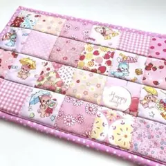 (週末値下げ)ハンドメイド キルトパッチワーク 四角つなぎタペストリー 四角つなぎのパッチワークタペストリー パッチワークキルト