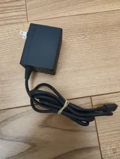 no.4 動作品　任天堂 Switch 純正 充電器 HAC-002