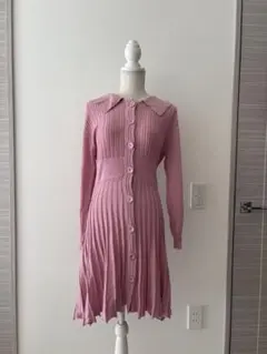 ダズリン　襟付きプリーツニットワンピース　ピンク