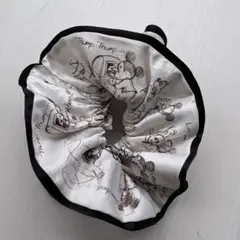 【美品】スケッチ柄　シュシュ　ミッキー　東京ディズニーリゾート