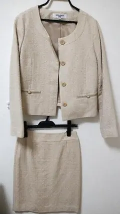 Natural Beauty Basic ベージュ ジャケットS、スカートXS
