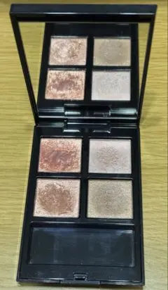 アディクション　ザ アイシャドウ パレット　001 カシミヤドリーム