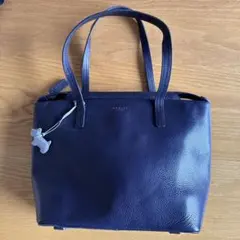 ⭐︎ RADLEY LONDON トートバッグ レザー 本革 舟形 チャーム付き