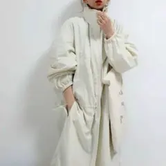 新品　ユニクロ　UNIQLO U ナイロンフーデットコート S ナチュラル